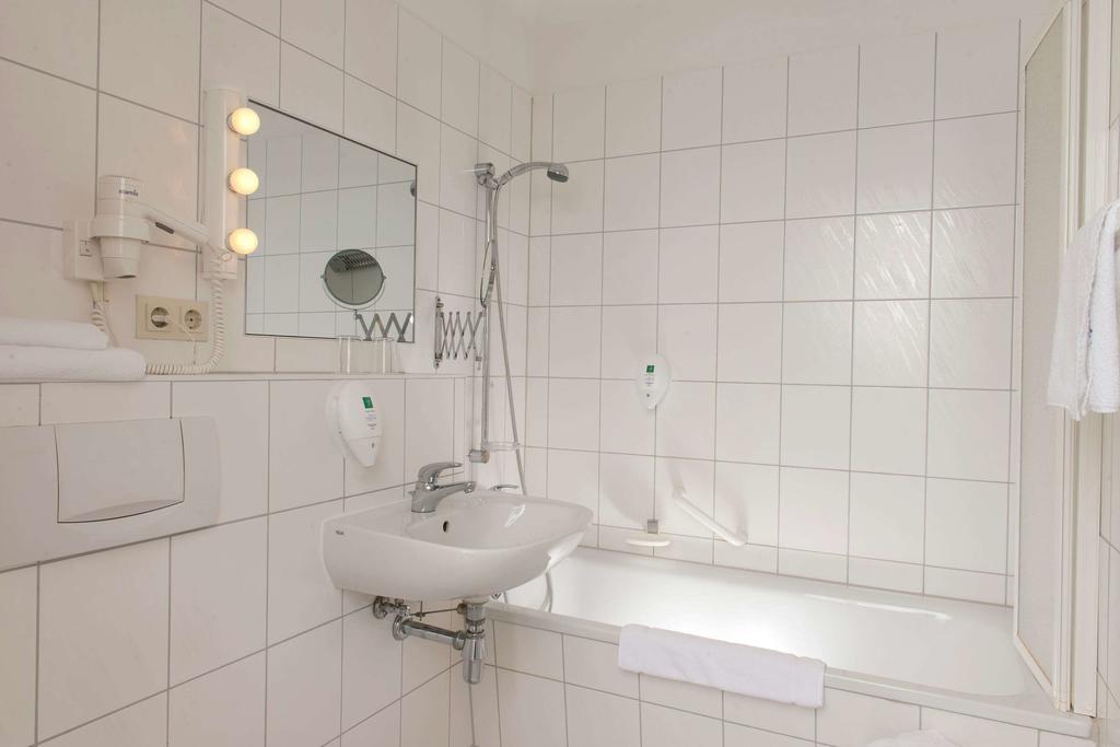 Days Inn Leipzig City Centre Δωμάτιο φωτογραφία